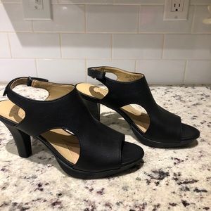 Naturalizer Black Heels